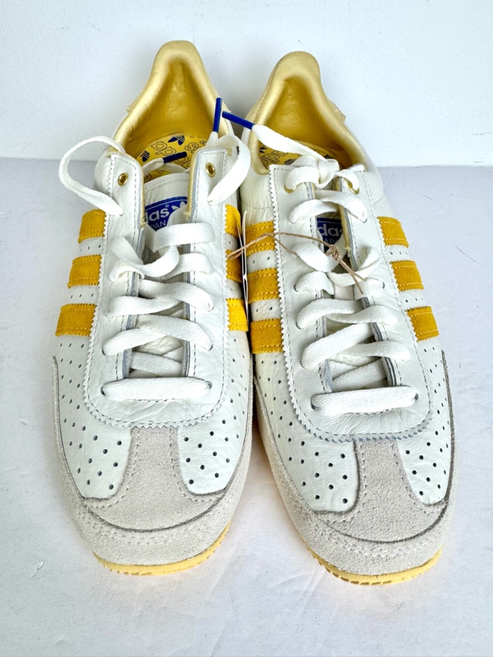 Adidas Originals Japan Women’s Sneaker in Cream and Yellow Size 9 NEW - Picture 4 of 16